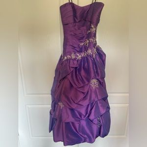 Camille La Vie strapless prom dress